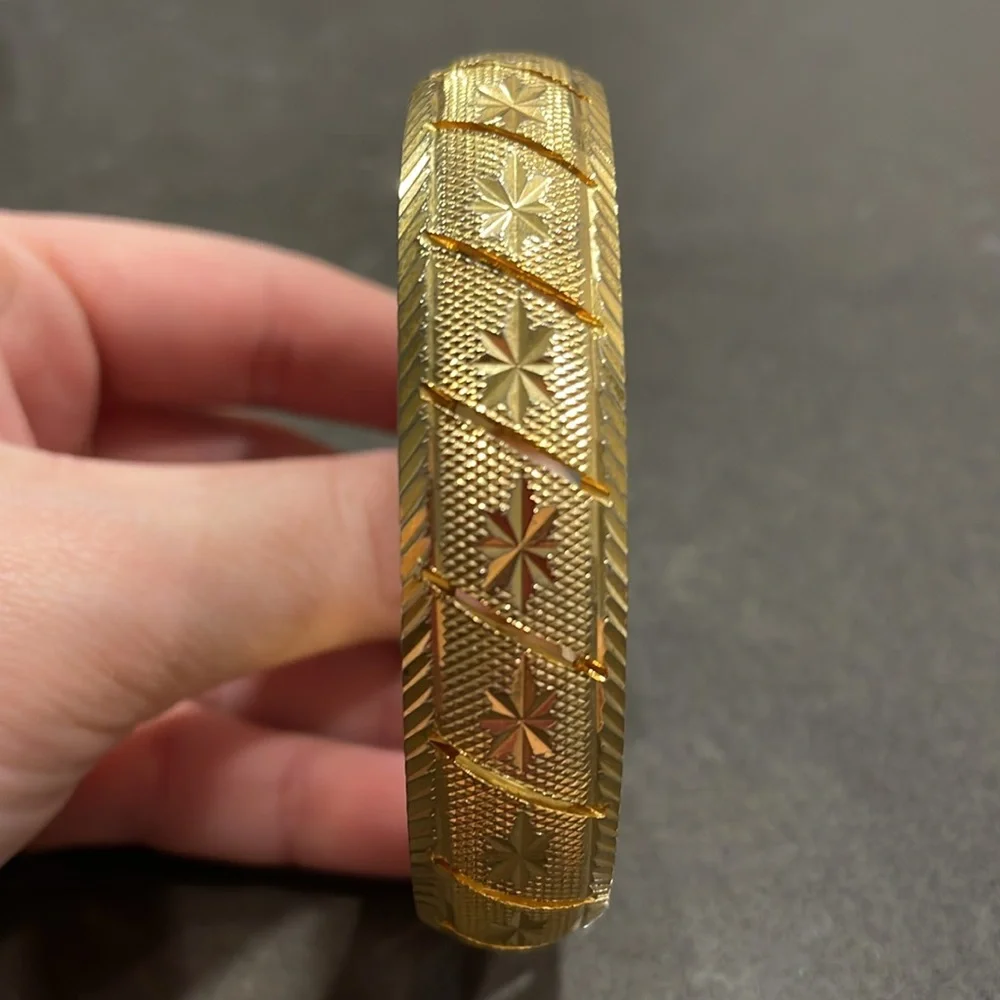 Gold Tone Bangle Bracelet - Picture 11 of 12